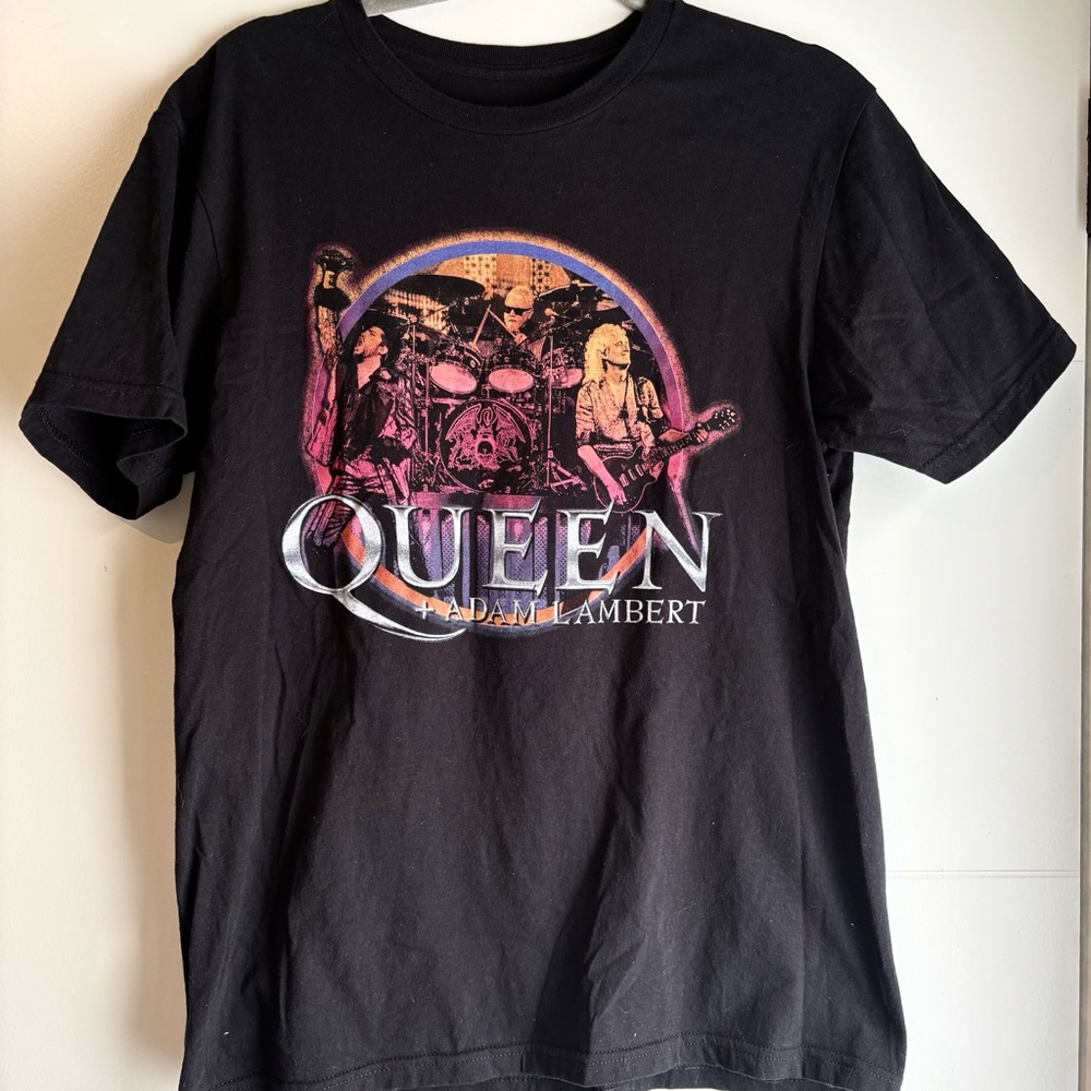 Queen Black Graphic Band T-Shirt